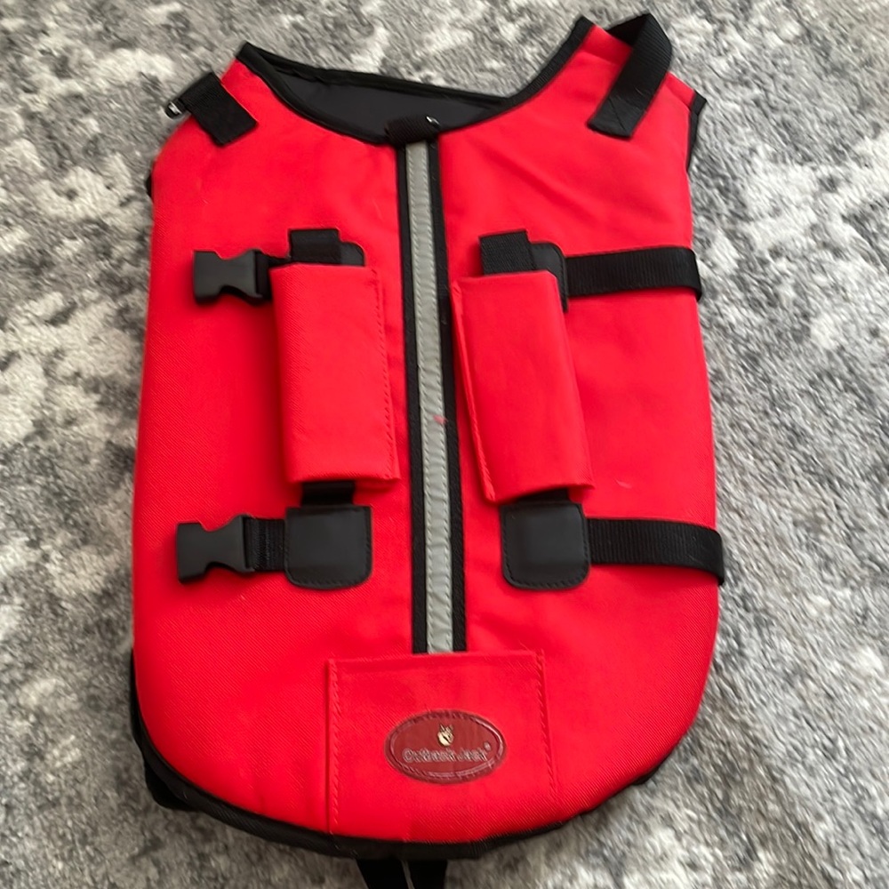 Dog life vest